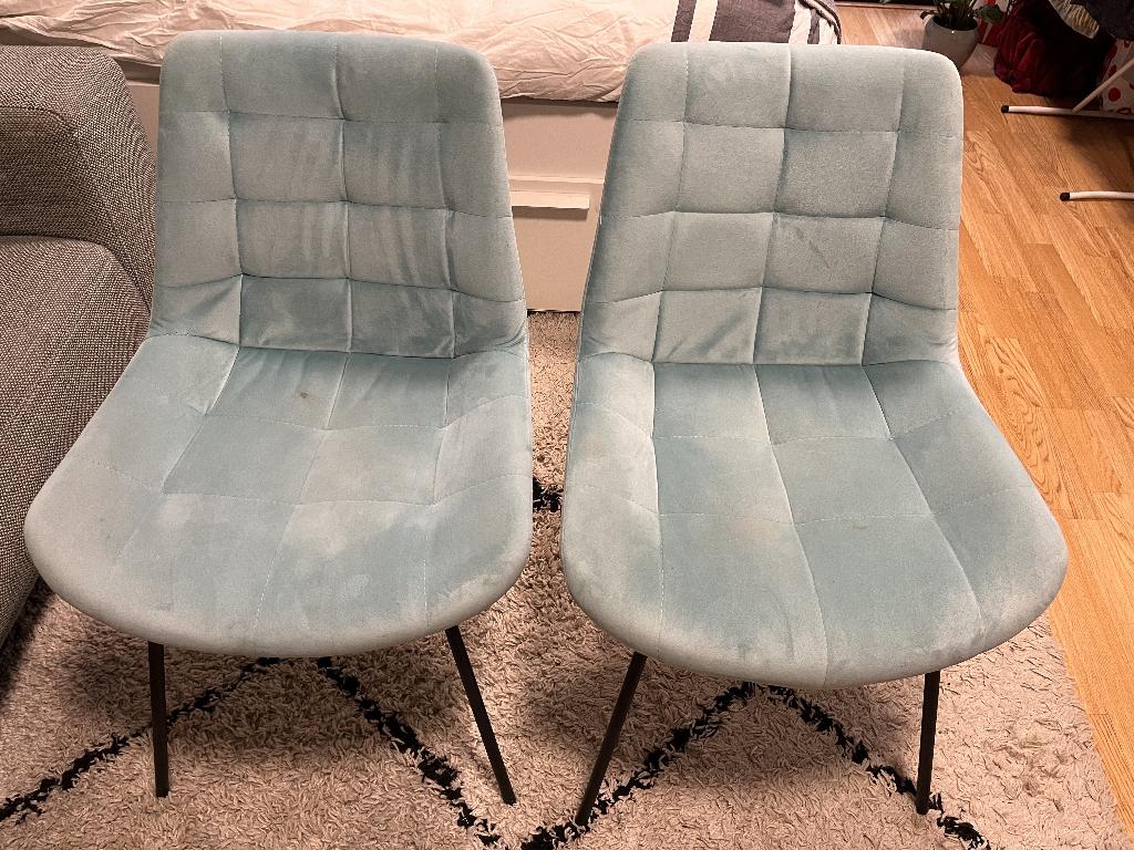 Eetkamerstoel velours blauw, Huis en Inrichting, Stoelen, Ophalen, Gebruikt, Twee, Blauw