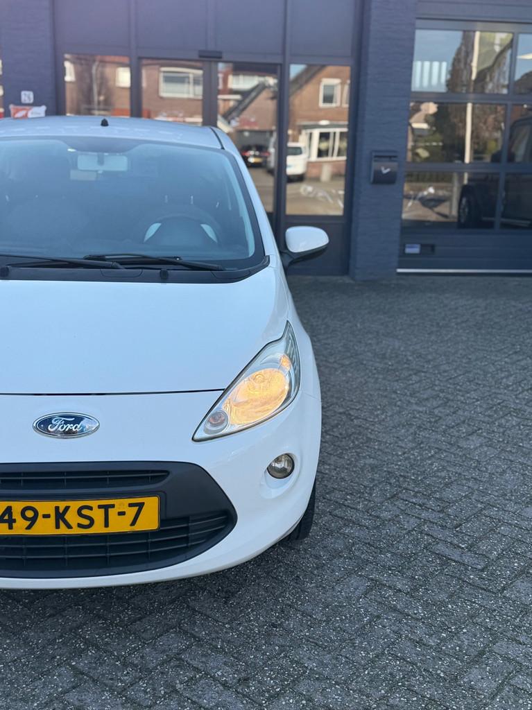 Ford Ka 1.2 Titanium Airco|Nap, Auto's, Voorwielaandrijving, 1242 cc, 4 cilinders, 4 stoelen