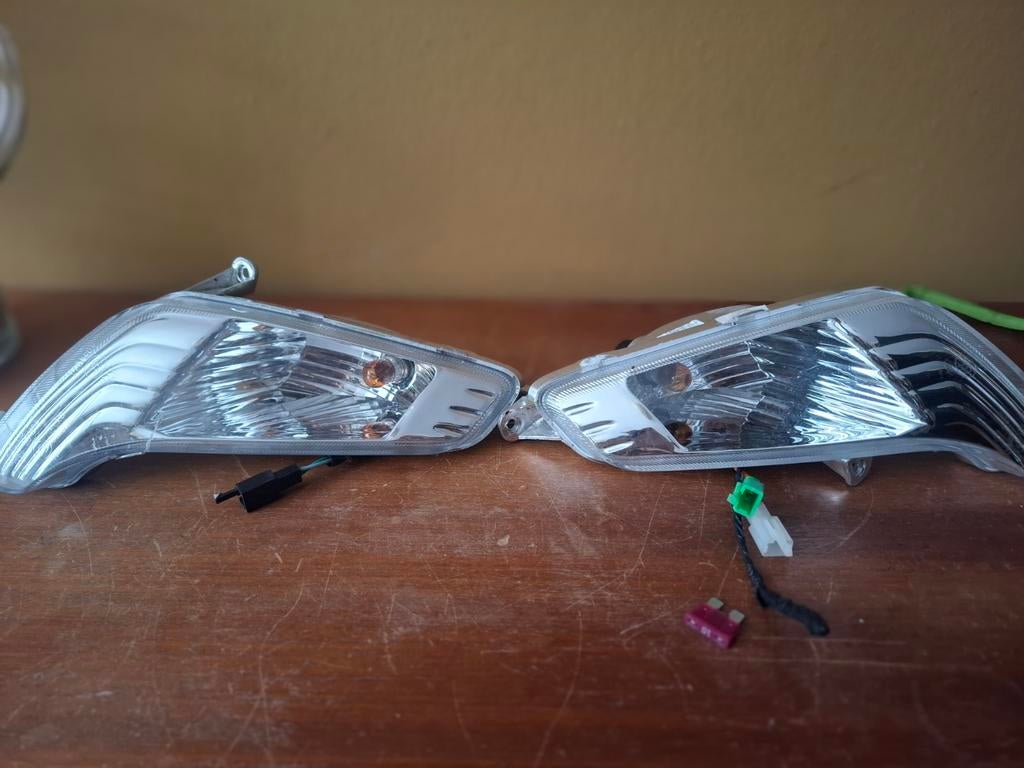 Koplampen set voor scooter/brommer knipperlicht, Ophalen of Verzenden, Nieuw, Universele onderdelen