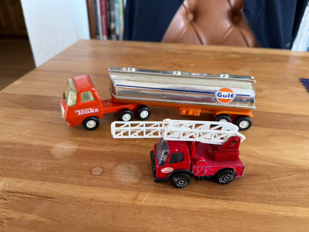 Tonka gulf tankwagen en lader wagen tonka, Verzamelen, Ophalen of Verzenden, Zo goed als nieuw