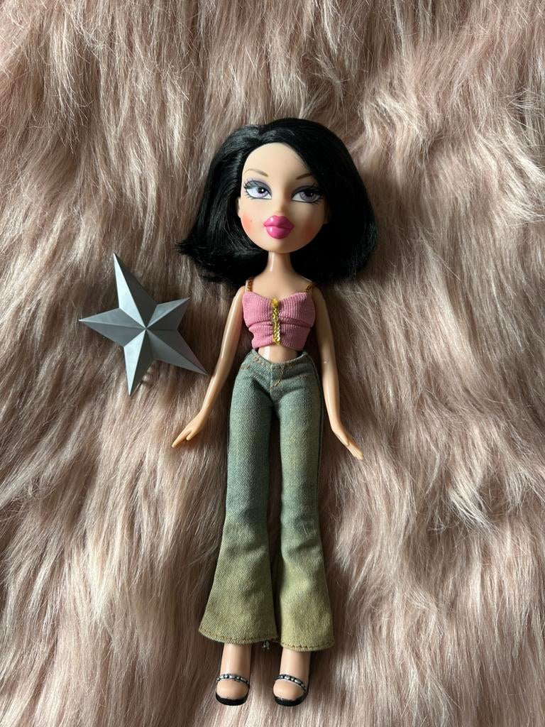 Bratz Rina pop, Kinderen en Baby's, Speelgoed | Poppen, Ophalen of Verzenden, Zo goed als nieuw, Barbie