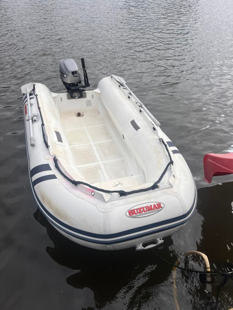 Suzumar RIB rubberboot + 8PK viertakt motor koop of ruil !, Watersport en Boten, Bootonderdelen, Ophalen of Verzenden, Gebruikt