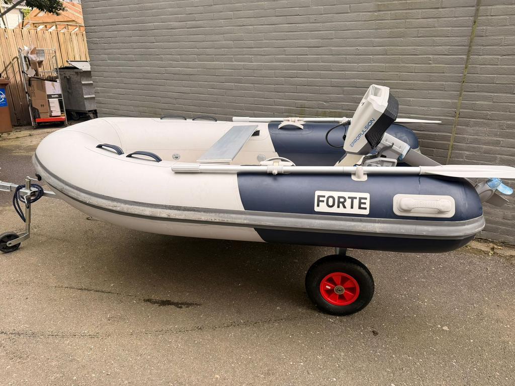 Stoere Forte rubberboot - elektrisch 4K grijs-blauw, Elektrisch, Zo goed als nieuw, Minder dan 70 pk, Overige materialen