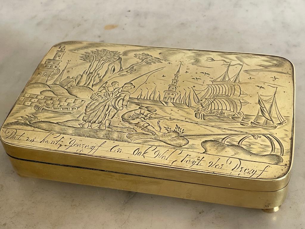 gegraveerde koperen tabaksdoos erotisch 1801 rookgerei, Ophalen of Verzenden