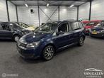 Volkswagen Touran 1.2 TSI Clima|Trekhaak|Isofix|Navi|Bluetoo, Voorwielaandrijving, Gebruikt, Huisgarantie, 4 cilinders