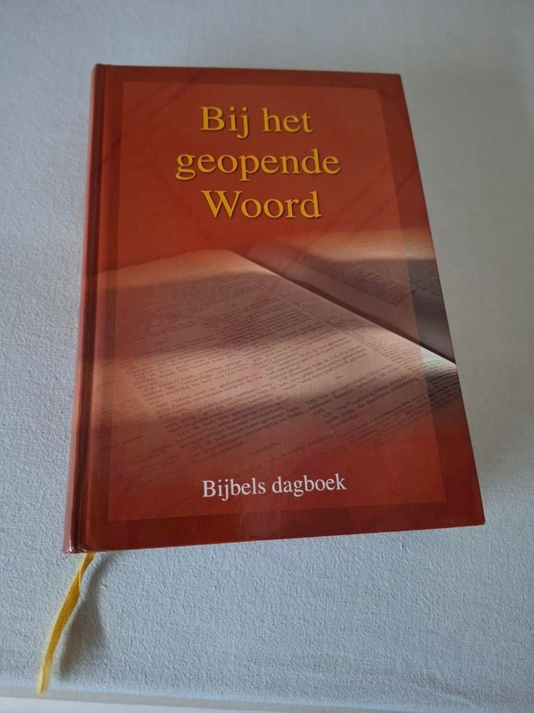 Bij het geopende woord. Bijbelsdagboek ger gem., Gelezen, Ophalen of Verzenden, Christendom | Protestants, Diverse auteurs