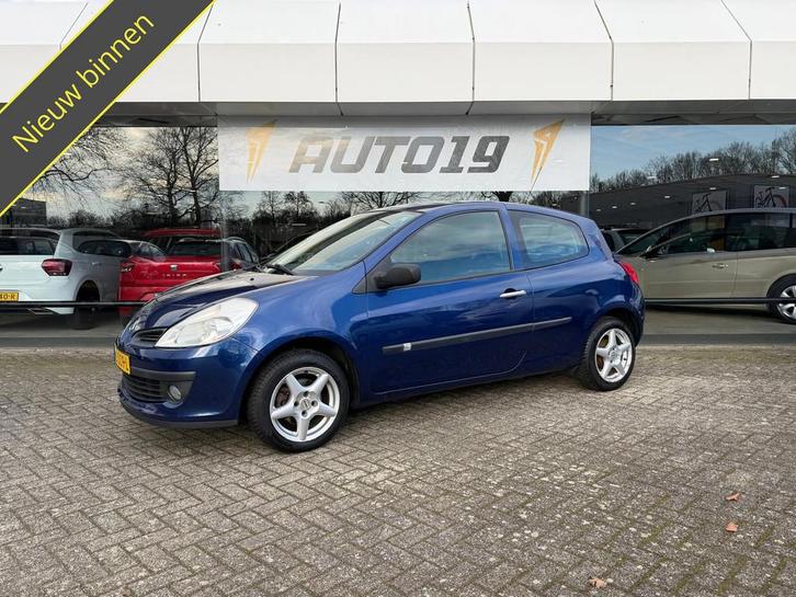 Renault Clio 1.2-16V Authentique, Auto's, Renault, Bedrijf, Te koop, Clio, ABS, Airbags, Airconditioning, Boordcomputer, Centrale vergrendeling