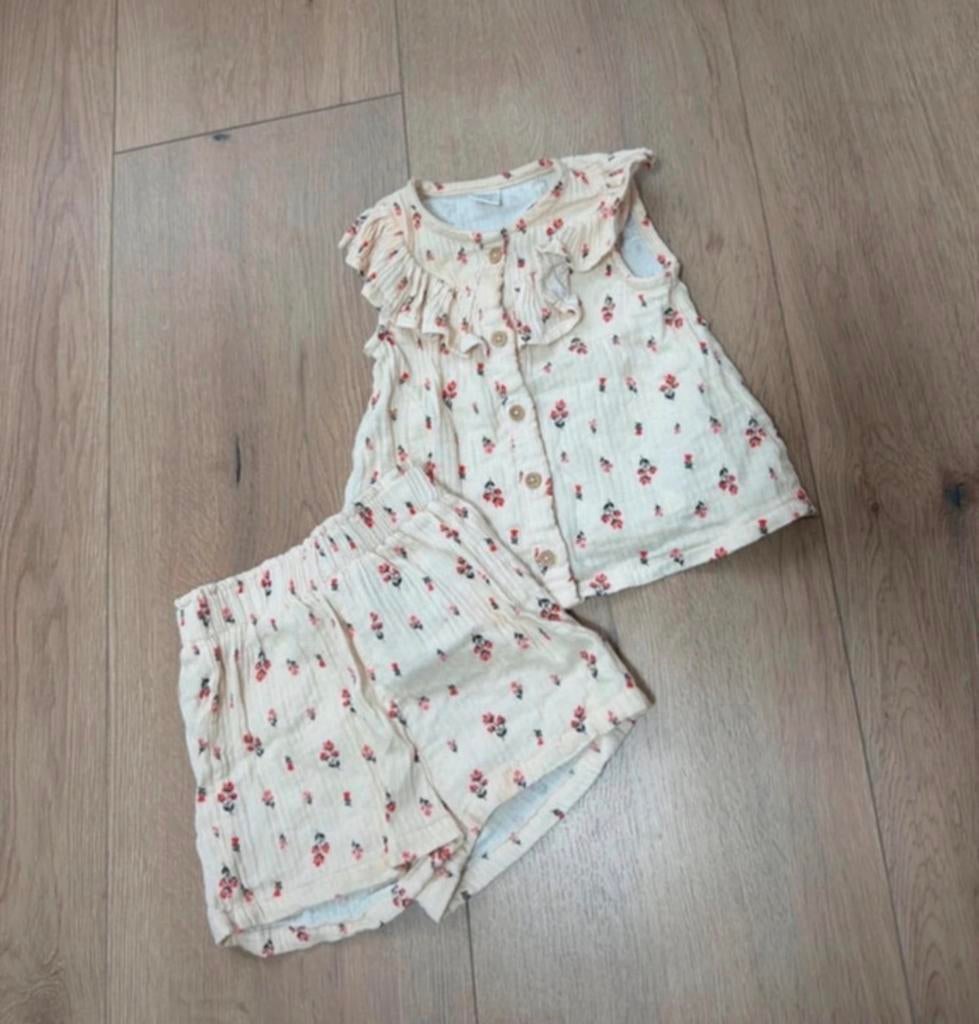 LC Waikiki leuk setje maat 74, Kinderen en Baby's, Babykleding | Maat 74, Ophalen of Verzenden, Gebruikt, Meisje, Setje