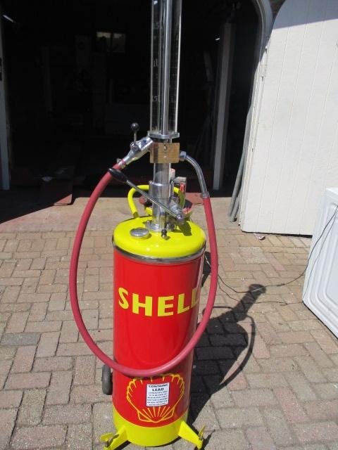 BENZINE POMP 2 TAKT bj 1960, Verzamelen, Ophalen, Zo goed als nieuw