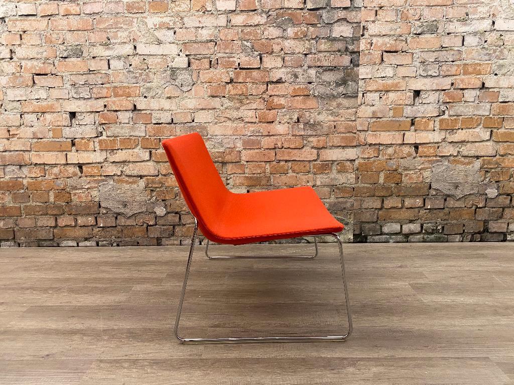 Arper Catifa 80 Sled bij TheReSales, Huis en Inrichting, Fauteuils, Ophalen, Minder dan 75 cm, Design, Zo goed als nieuw