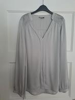 Claudia Sträter lichtgrijze blouse maat 38, Kleding | Dames, Blouses en Tunieken, Maat 38/40 (M), Ophalen of Verzenden, Zo goed als nieuw