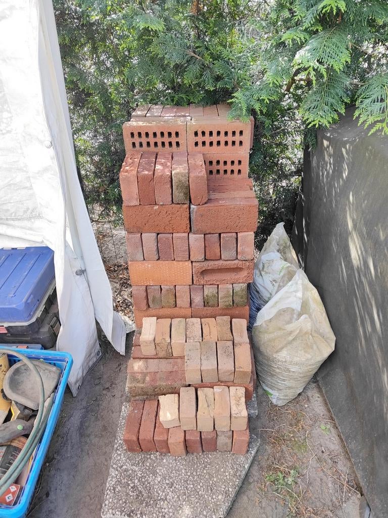 Nieuwe rode metselstenen - 197 stuks en halfjes, Ophalen, Nieuw