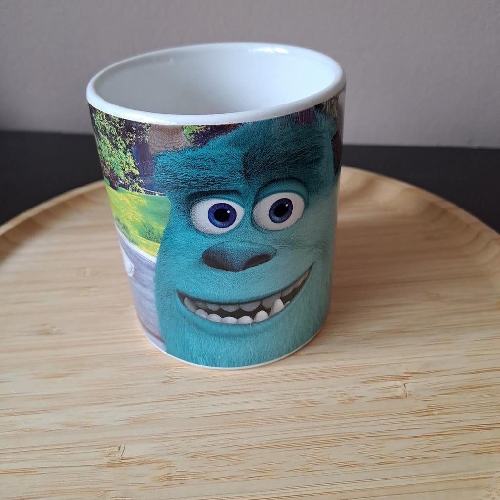 Leuke Monsters en co. mok, Ophalen of Verzenden, Zo goed als nieuw, Overige stijlen, Kop(pen) en/of Schotel(s)