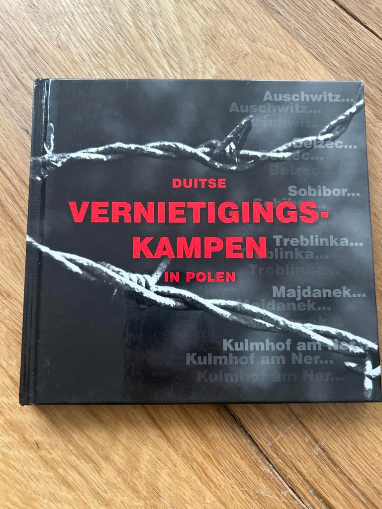 Duitse Vernietigingskampen in Polen - Historisch Boek, Ophalen of Verzenden, 20e eeuw of later, Zo goed als nieuw