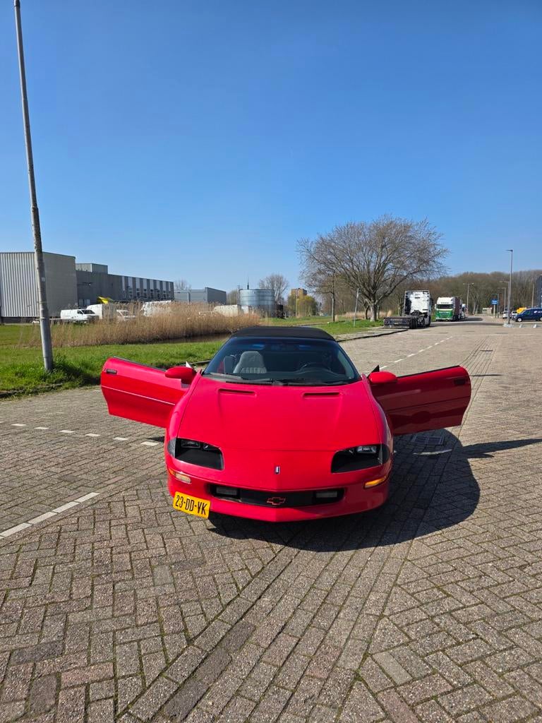 Chevrolet Camaro 1997 Rood, Automaat, Achterwielaandrijving, Camaro, Cabriolet