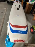 Mistral, Ophalen, 300 cm of meer, Met vin(nen), Plank