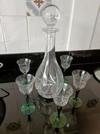 Karaf met glaasjes, Ophalen