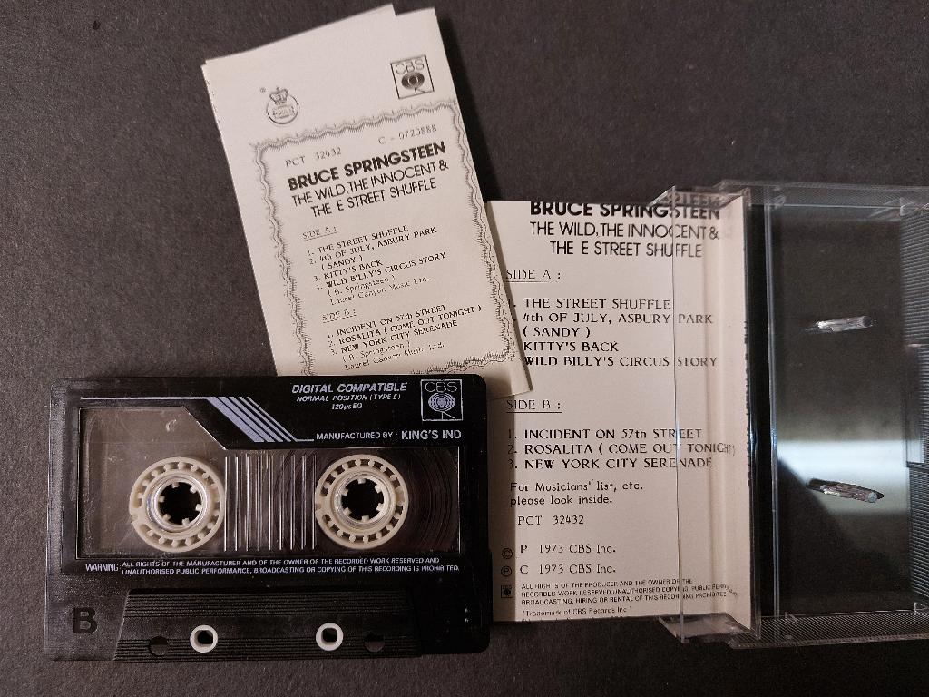 Bruce Springsteen CASSETTE Indonesie The Wild, The Innocent, Cd's en Dvd's, Cassettebandjes, Gebruikt, Verzenden, 1 bandje, Voorbespeeld