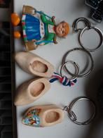 Delfts blauwe keramische en houten klompjes , sleutelhangers, Ophalen, Zo goed als nieuw, Stad of Land