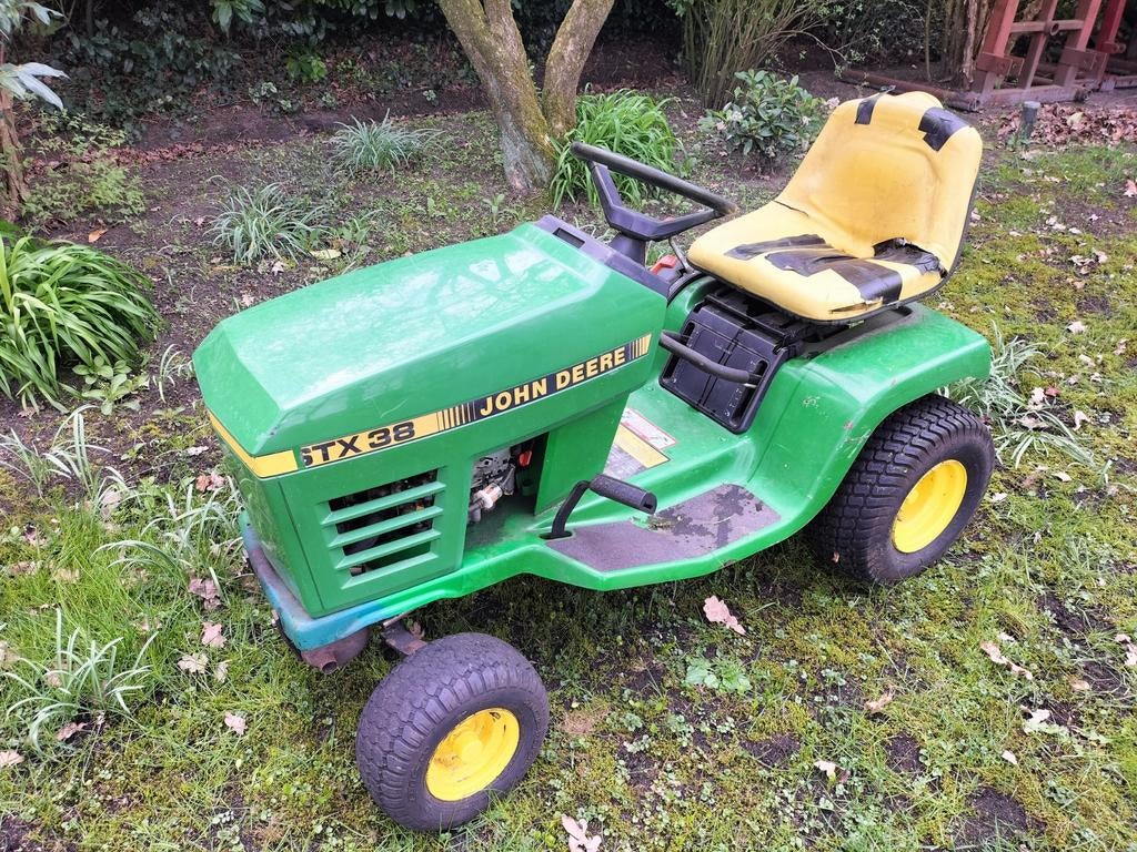 John Deere stx 38 zitmaaier tractor b&s, Ophalen
