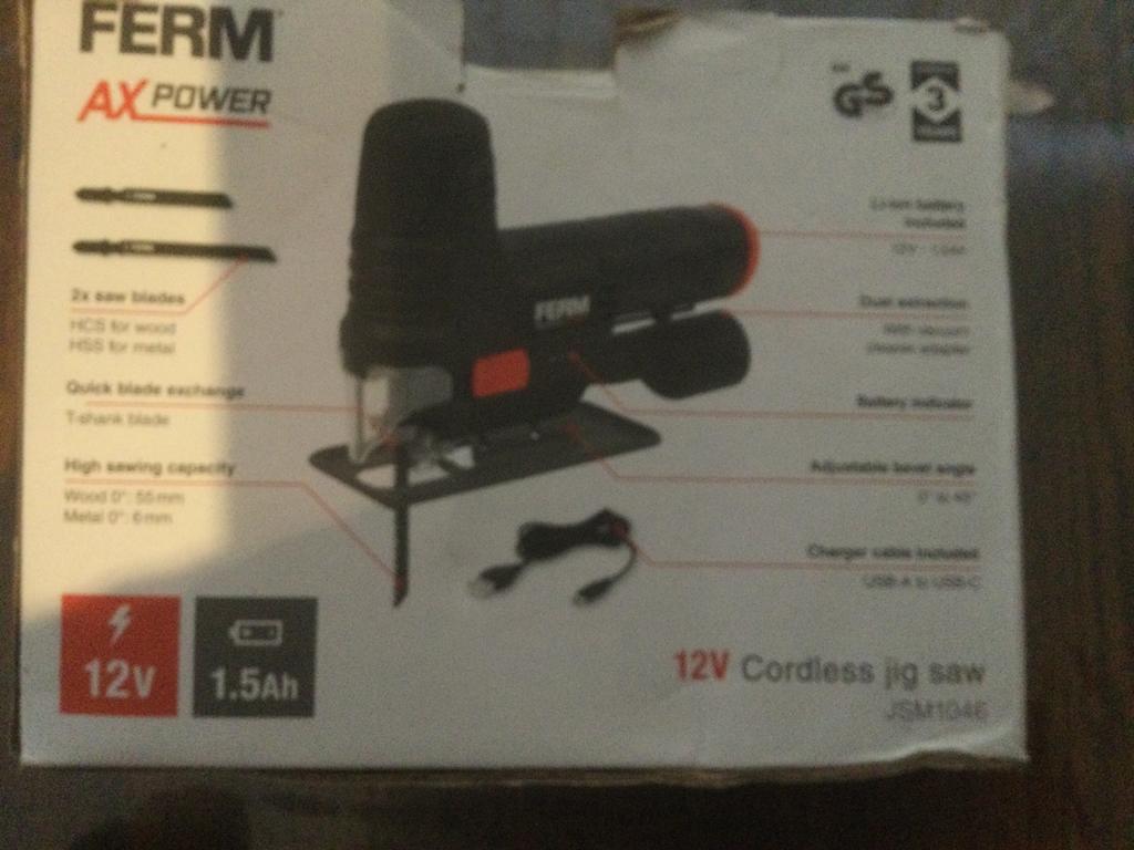 Accu decoupeerzaag, Doe-het-zelf en Verbouw, Gereedschap | Zaagmachines, Decoupeerzaag, Ophalen of Verzenden, Zo goed als nieuw