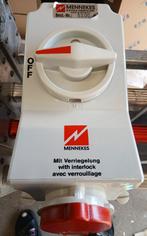 Mennekes CEE wcd 16A 5110A 3 Polig met aarde., Ophalen of Verzenden, Zo goed als nieuw, Stopcontact