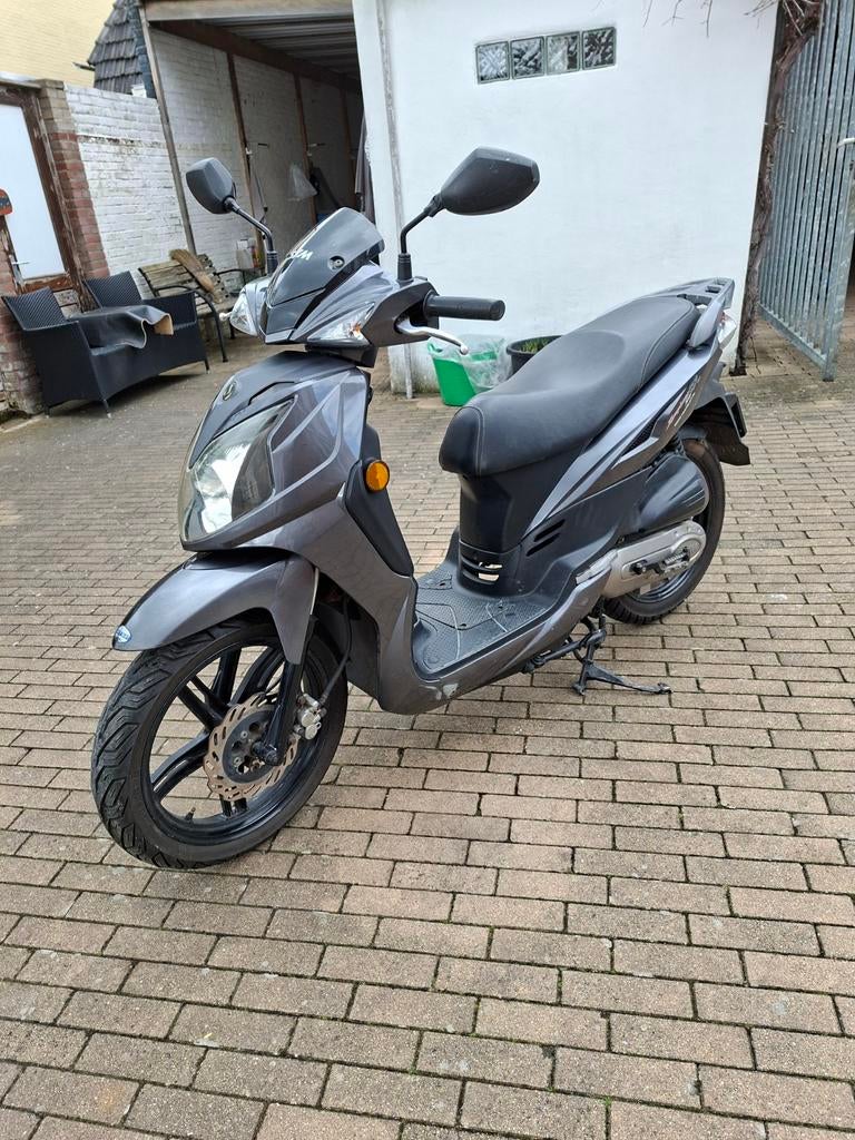 Te koop zeer mooie sym symphony  scooter  met weinig km, Ophalen of Verzenden, Zo goed als nieuw, Benzine, Overige modellen