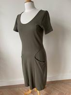 Filippa K: Groene jurk ; korte mouw. Maat M, Maat 38/40 (M), Ophalen of Verzenden, Knielengte, Groen