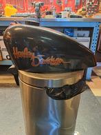 4 1/2 benzine tanks €260, Ophalen