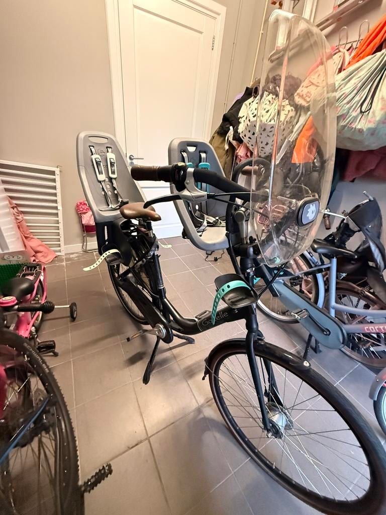 Gazelle bloom moederfiets framemaat 57, Fietsen en Brommers, Fietsen | Dames | Moederfietsen, 56 cm of meer, Ophalen, Zo goed als nieuw