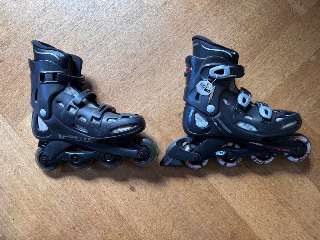 Rollerblade skeelers, maat 41 (vrijwel nieuw), Overige merken, Ophalen of Verzenden, Zo goed als nieuw, Inline skates 4 wielen