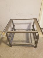 RVS onderstel voor vaatwasmachine of wasmachine, Ophalen, Zo goed als nieuw