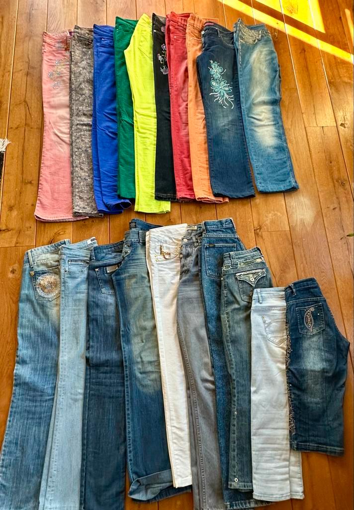 Dameskleding pakket: 20 broeken XS/S - Goede staat, Kleding | Dames, Dames-kledingpakketten, Gedragen, Maat 34 (XS) of kleiner