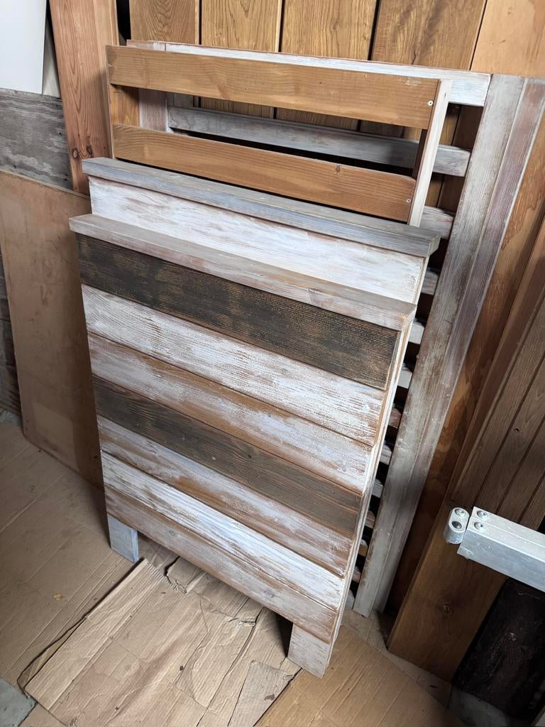 Ledikant baby (massief hout, sloophout, steigerhout), Ophalen, Zo goed als nieuw, Ledikant