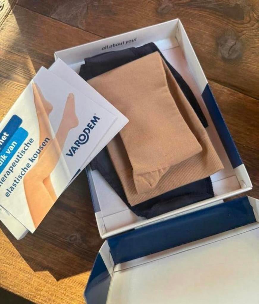 Varodem steunkousen nieuw in doos, Ophalen, Nieuw