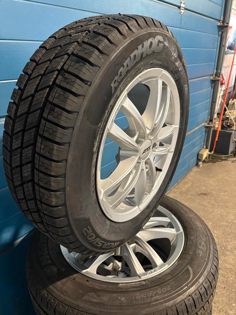 Mooie ATS VW Transporter T5 - 16 inch set met Zomerbanden, Ophalen, 16 inch, Banden en Velgen, 205 mm
