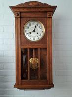 Houten bim bam wandklok met slinger, Ophalen