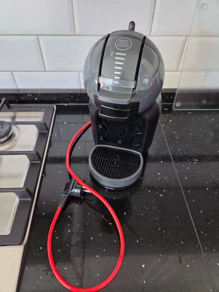 Krups Nescafé Dolce Gusto Mini Me, zwart, Gebruikt, Koffiemachine, Ophalen of Verzenden, 1 kopje
