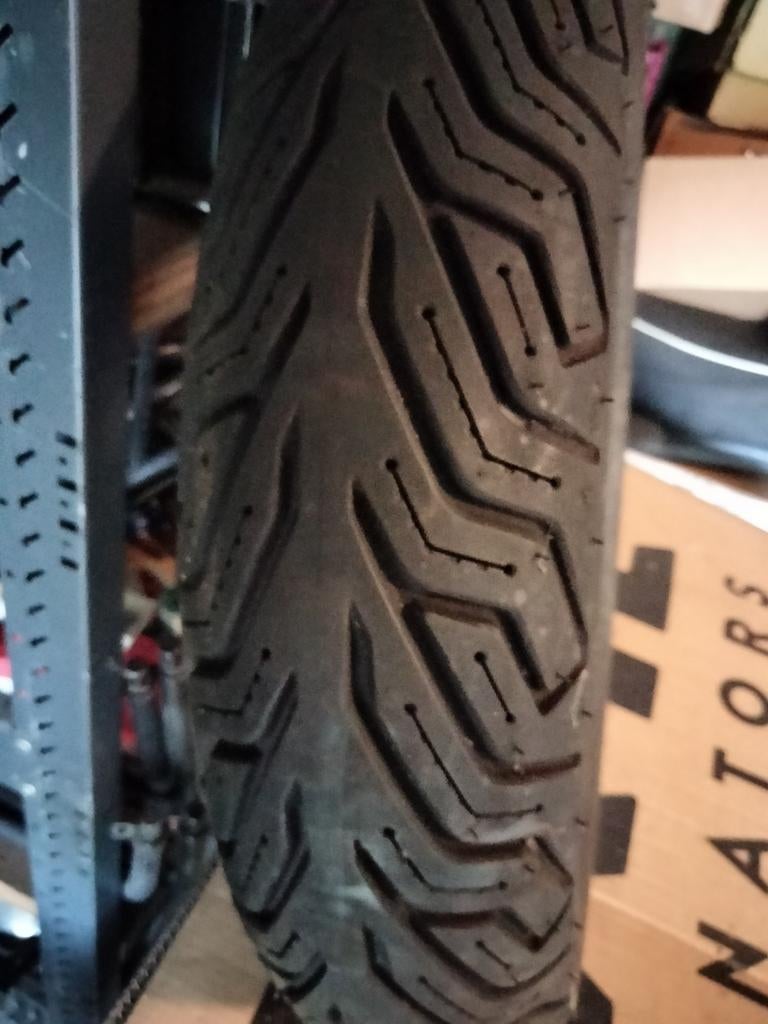 Achterwiel Kymco People S met zeer goede Michelin band, Ophalen of Verzenden