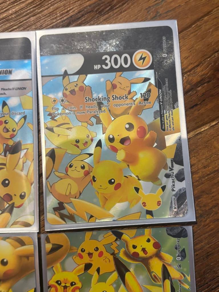 Pikachu V-union kaarten set celebrations, Hobby en Vrije tijd, Verzamelkaartspellen | Pokémon, Ophalen of Verzenden, Gebruikt