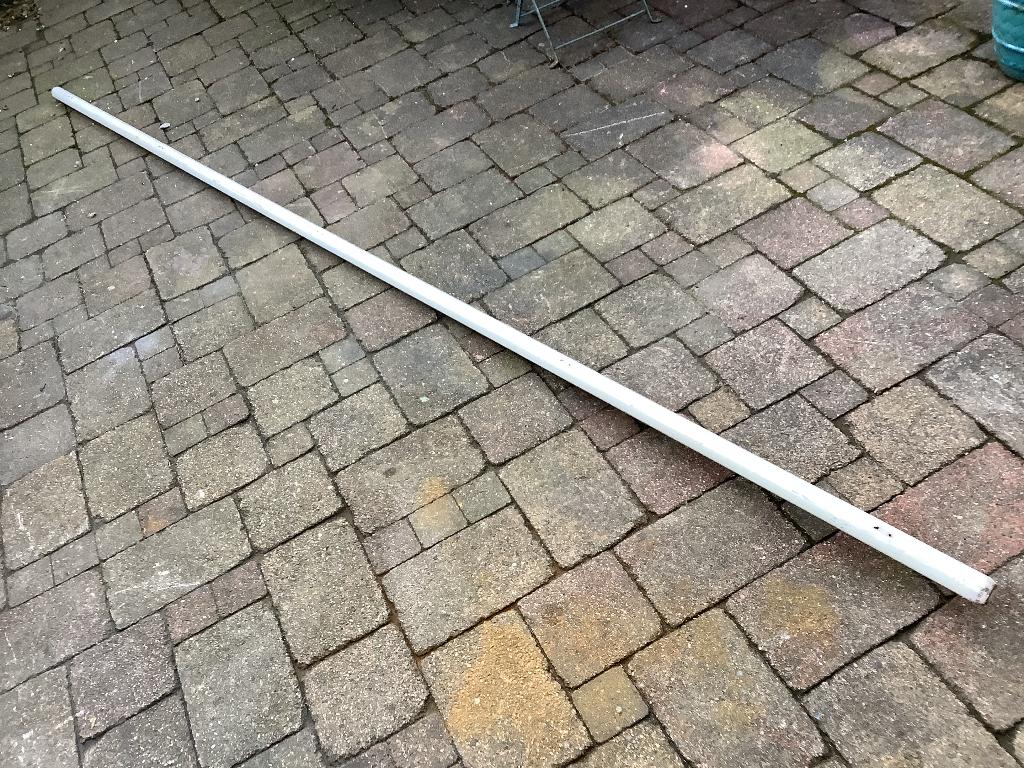 Hardhouten trapleuning 3,7 m. lang, met 5 aluminium houders., Ophalen, Gebruikt, 2 tot 4 meter