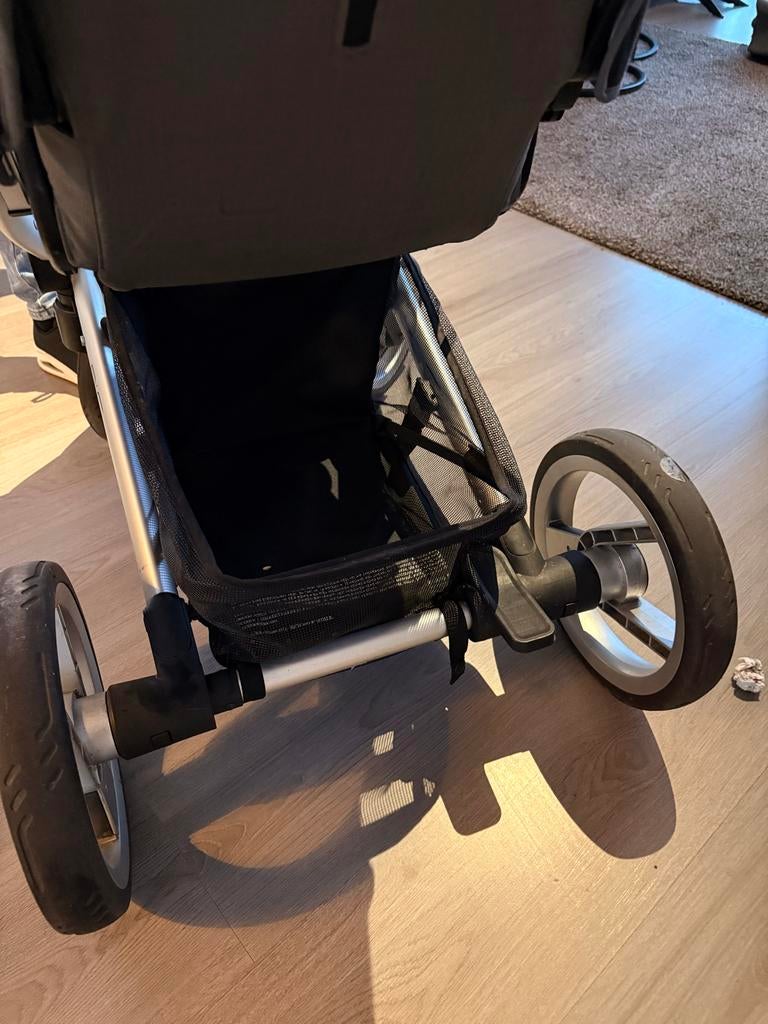 Mutsy kinderwagen met regenhoezen, evt. met Maxi-Cosi, Kinderen en Baby's, Kinderwagens en Combinaties, Ophalen, Gebruikt, Combiwagen