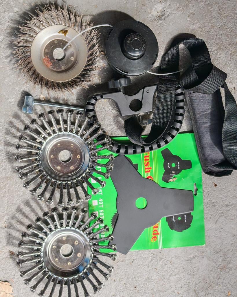 Bosmaaier/trimmer accessoires set - 25mm asgat, Ophalen, Gebruikt