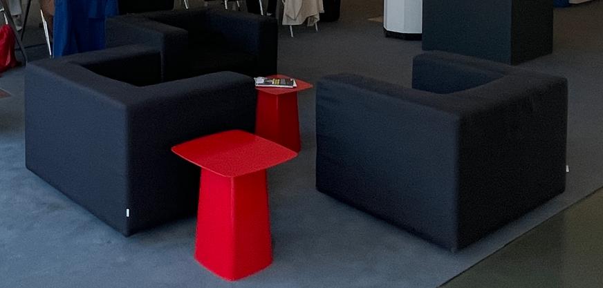 Zanotta Trow away chair - fauteuil, Ophalen, Gebruikt, 75 tot 100 cm, Stof