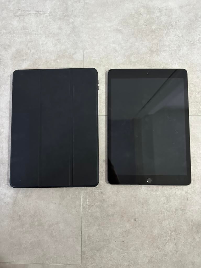 iPad 128Gb WIFI + Cellular 7th generatie, Computers en Software, Apple iPads, Apple iPad, Zo goed als nieuw, Grijs, Wi-Fi en Mobiel internet