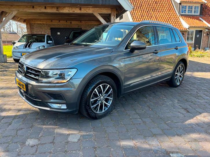 Volkswagen Tiguan 1.4 TSI ACT Highline, Auto's, Volkswagen, Bedrijf, Te koop, Tiguan, ABS, Achteruitrijcamera, Airbags, Airconditioning