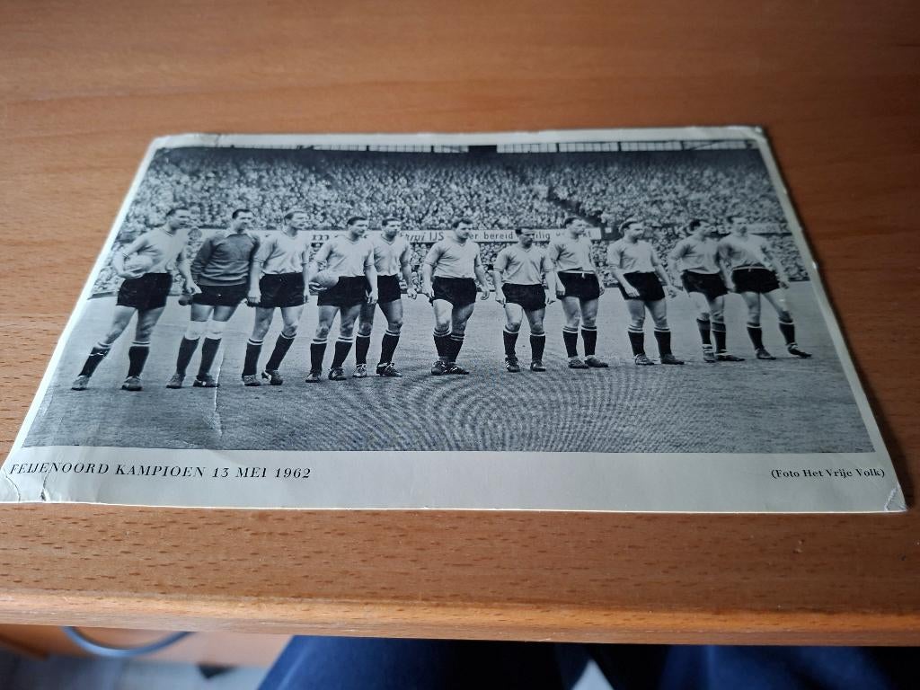 Elftalkaart Feyenoord kampioen 13 mei 1962, Verzamelen, Sportartikelen en Voetbal, Verzenden, Gebruikt, Feyenoord, Poster, Plaatje of Sticker