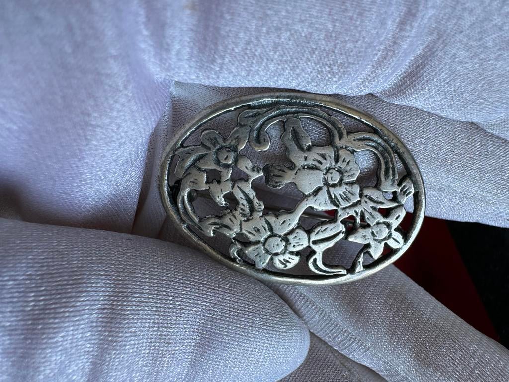 Vintage zilveren broche, Sieraden, Tassen en Uiterlijk, Broches, Ophalen of Verzenden, Zo goed als nieuw, Zilver