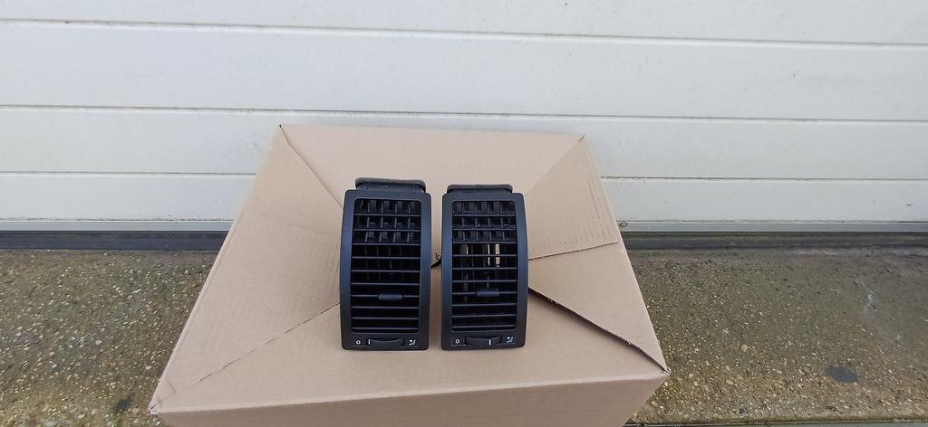 Volkswagen Polo 9N Lucht Ventilatierooster Links 6Q0819703, Gebruikt, -, Volkswagen, -