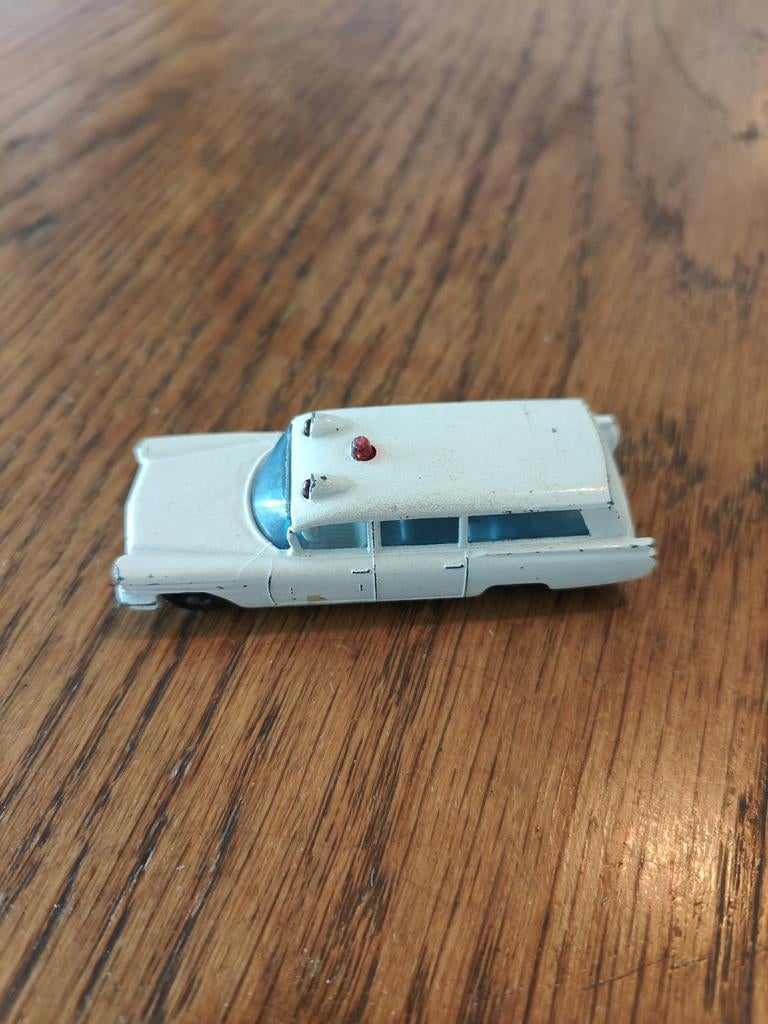 Vintage Lesney Matchbox No 54 S&S Cadillac Ambulance 1965, Ophalen of Verzenden